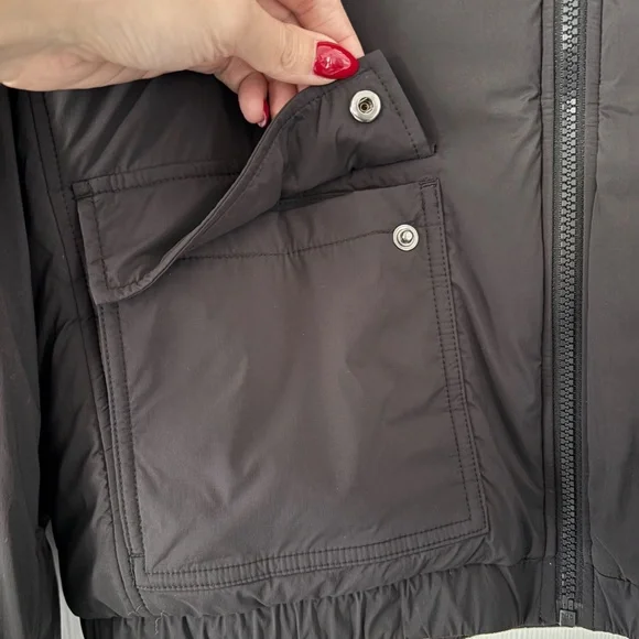 Vuori Tahoe Insulated Jacket in Black X-Large